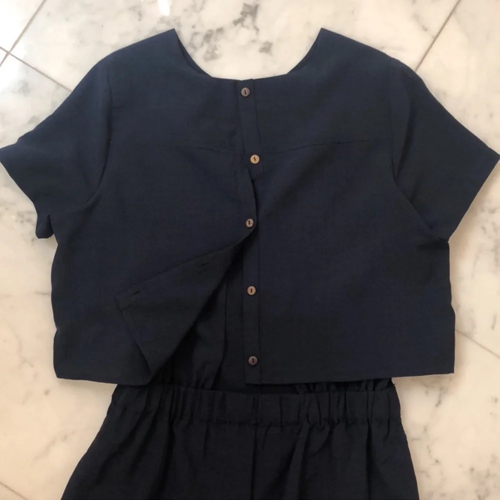 J.O.A. Los Angeles Back Buttoned Jumpsuit - Picture 2 of 6
